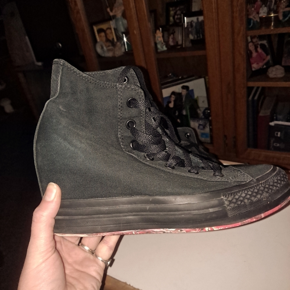 Wedge heel converse